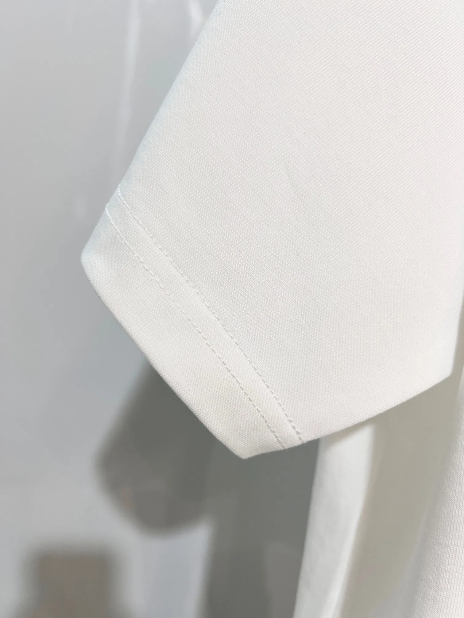 Balenciaga 2026New Arrival logo Same Style t · 320 100％ · 32 · ：White Size：S M L XL